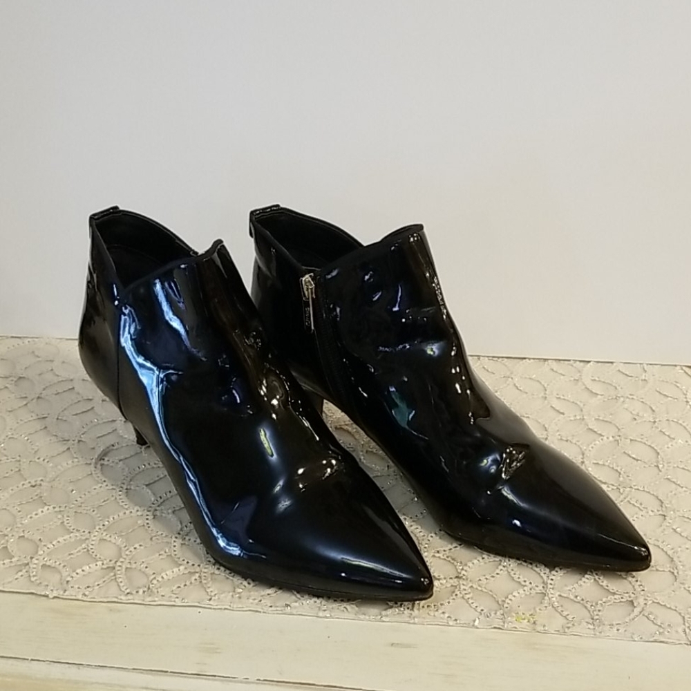 Sam Edelman Circus Keri Black Ankle Boots 10 Patent Leather Vinyl Heels Witch